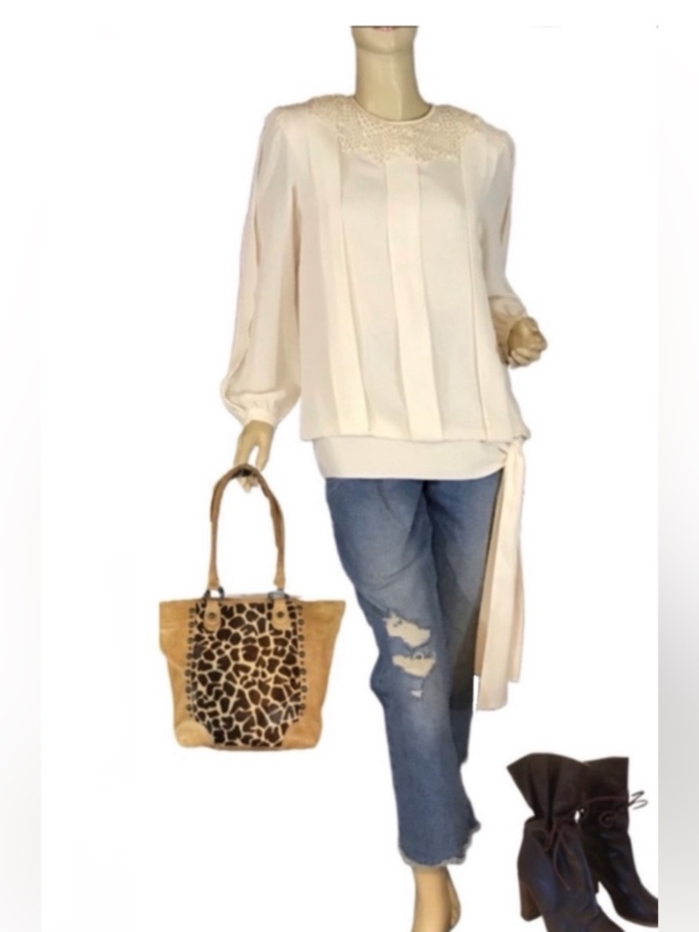 VINTAGE 1990'S CHIMNEY RIDGE CREAM PLEATED, TIE WAIST, CROCHET LACE BLOUSE (12)